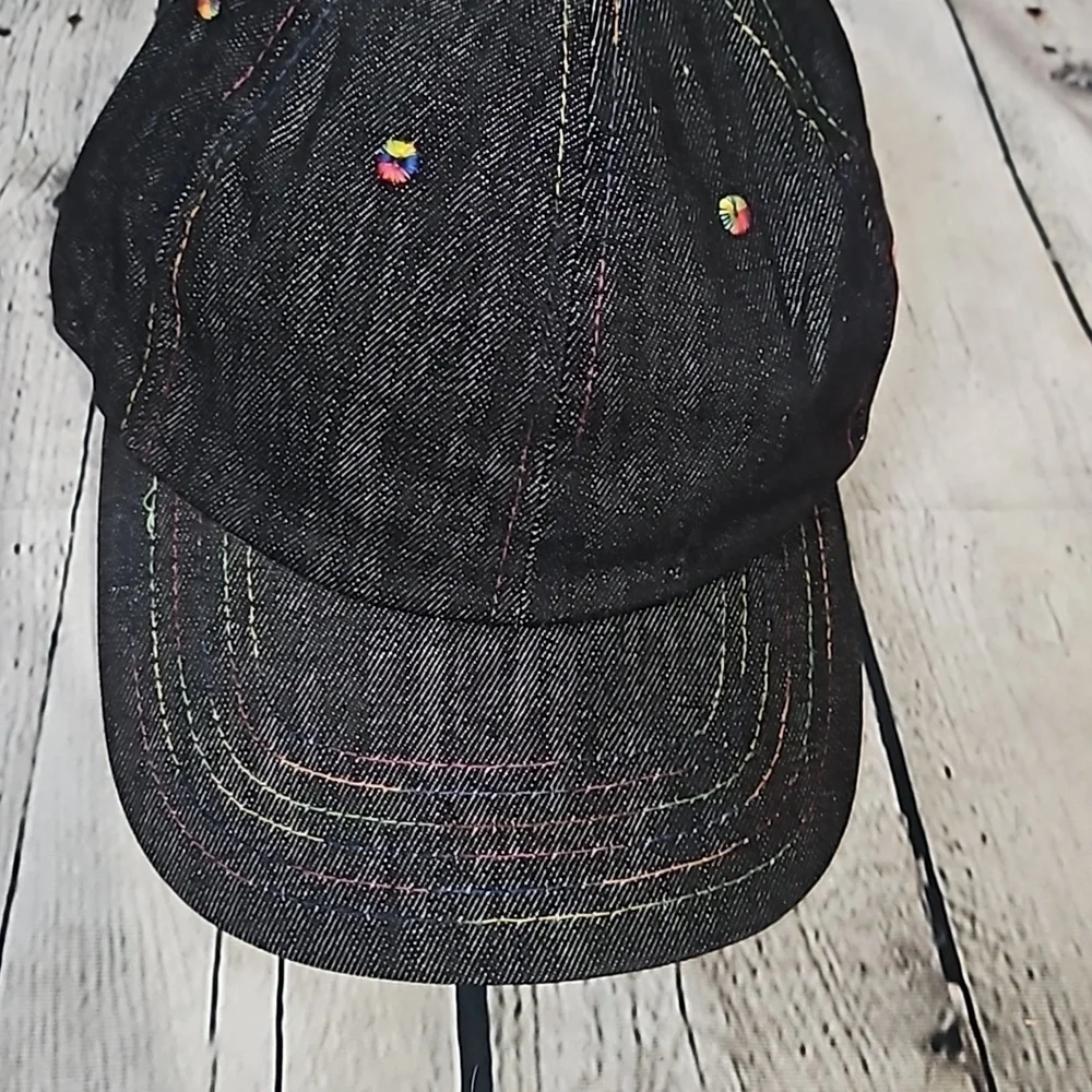 💙 Black denim rainbow hat